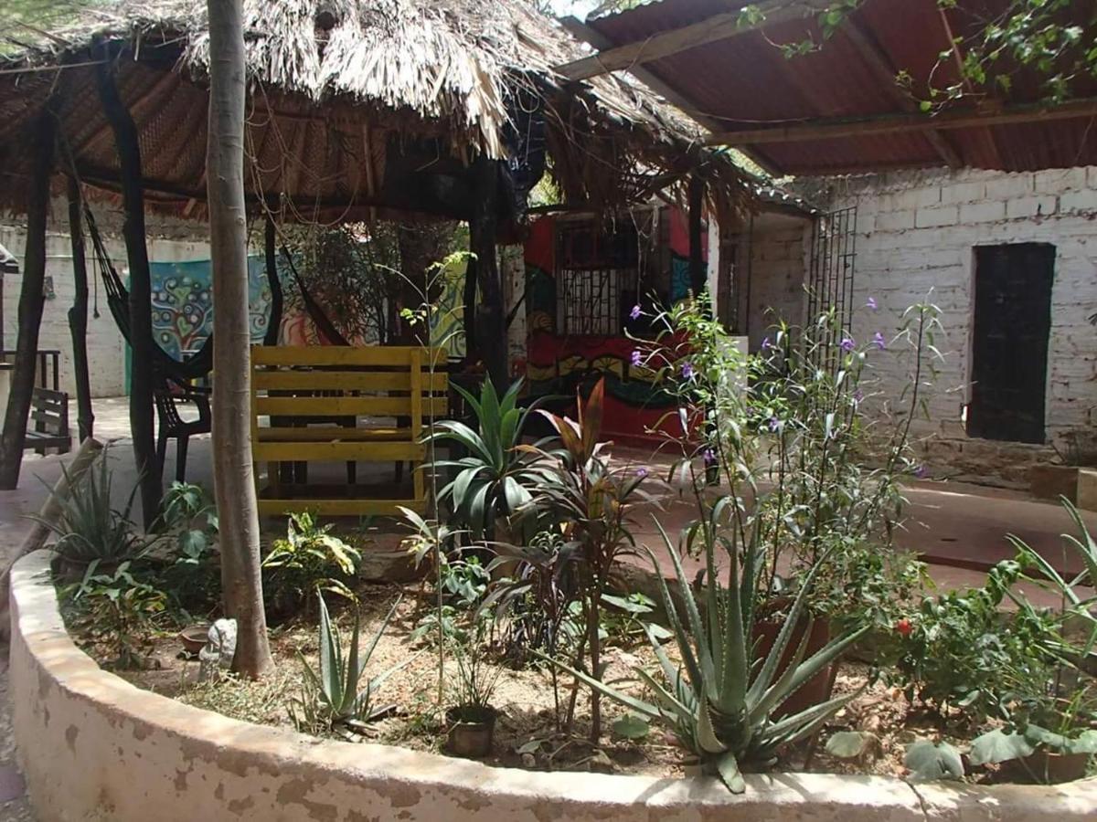 El Garaje Hostal Taganga Esterno foto