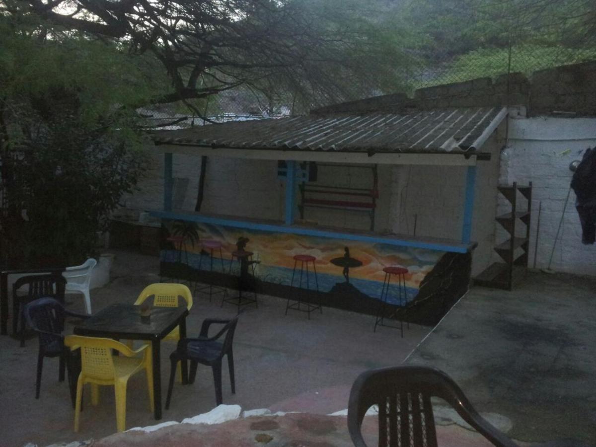 El Garaje Hostal Taganga Esterno foto